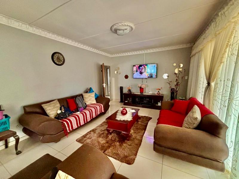 3 Bedroom Property for Sale in Vanderbijlpark CW Gauteng