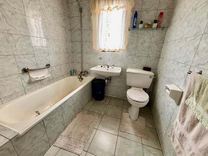 3 Bedroom Property for Sale in Vanderbijlpark CW Gauteng