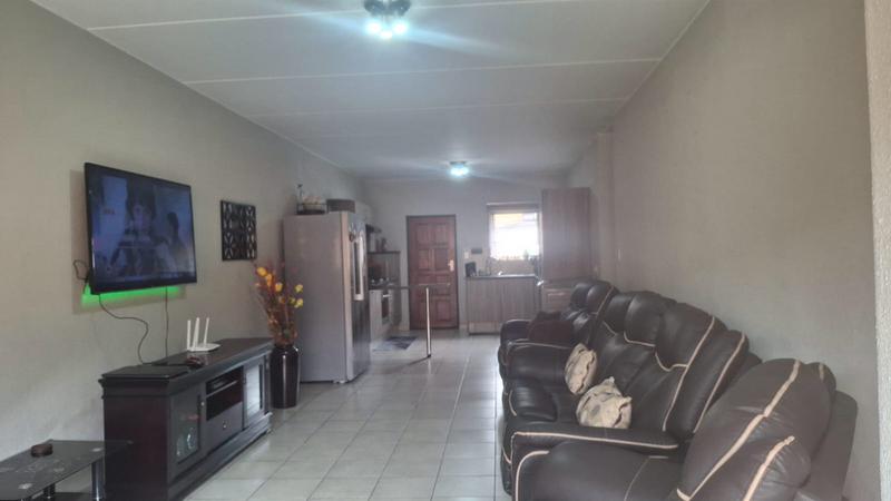3 Bedroom Property for Sale in Klippoortje Gauteng