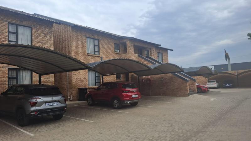 3 Bedroom Property for Sale in Klippoortje Gauteng