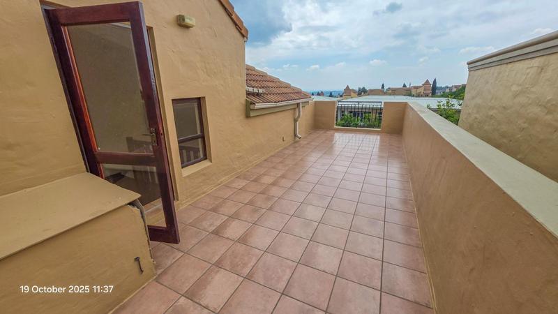 To Let 2 Bedroom Property for Rent in Lonehill Gauteng