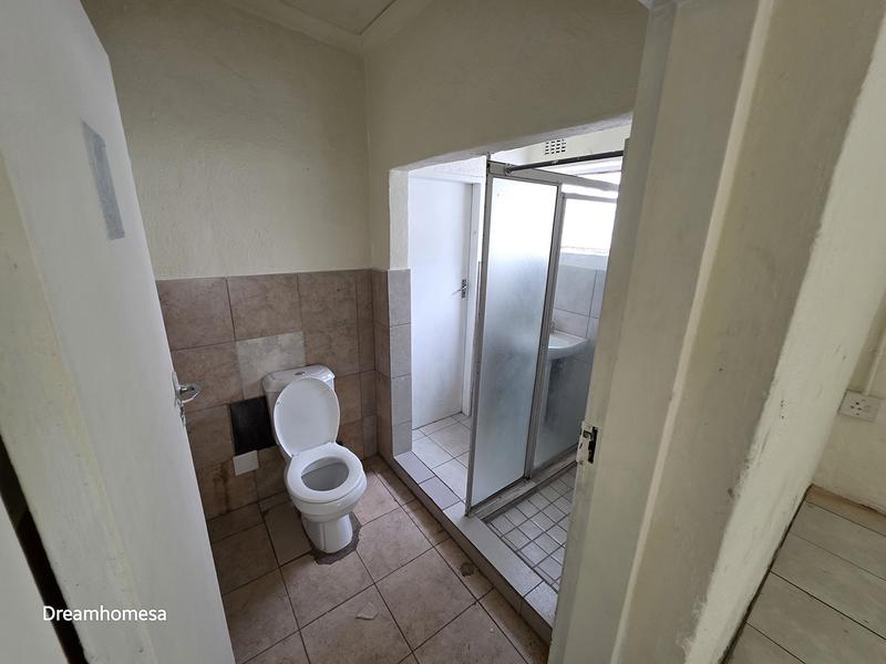 To Let 5 Bedroom Property for Rent in Parkmore Gauteng