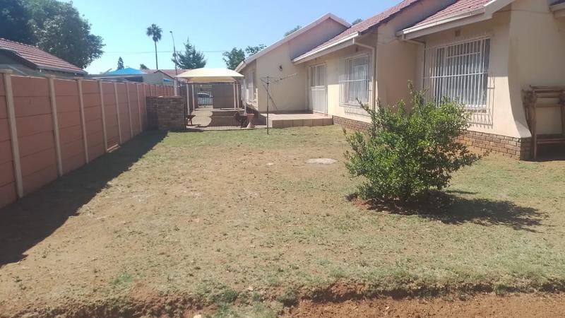 4 Bedroom Property for Sale in Culemborg Park Gauteng