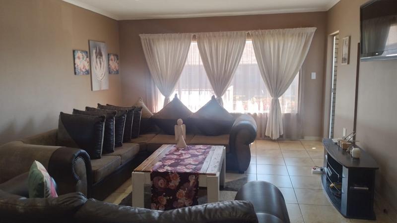 2 Bedroom Property for Sale in Culemborg Park Gauteng