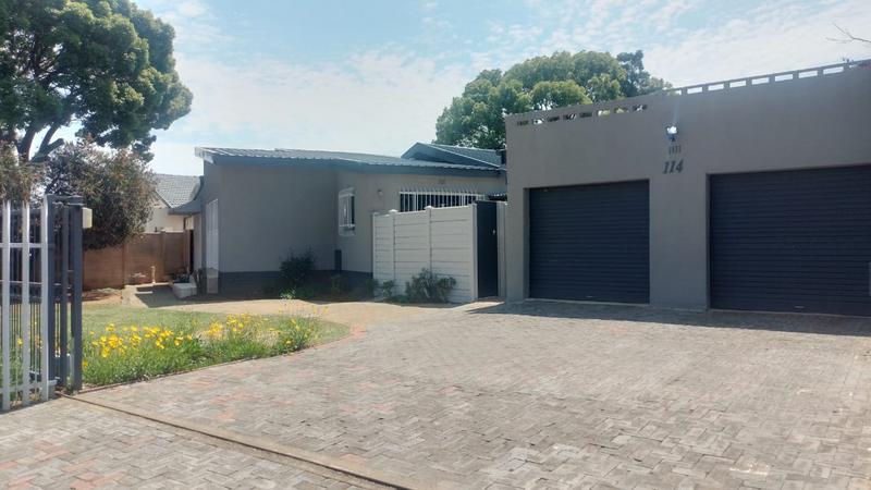 4 Bedroom Property for Sale in Greenhills Gauteng