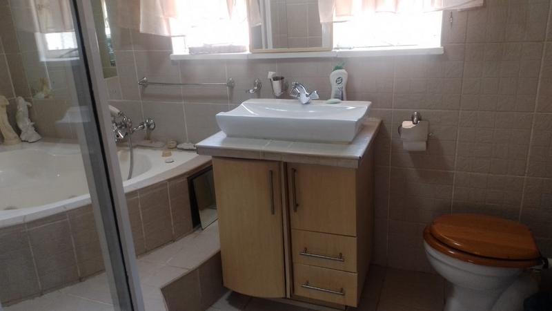 4 Bedroom Property for Sale in Greenhills Gauteng