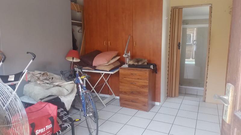 4 Bedroom Property for Sale in Helikonpark Gauteng