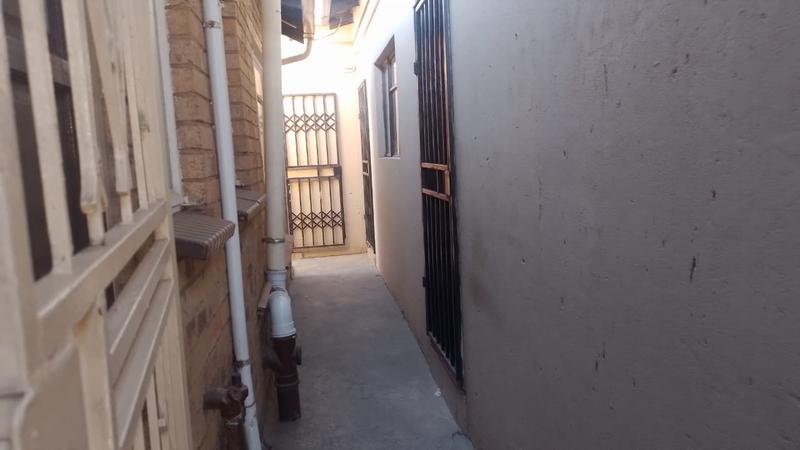 3 Bedroom Property for Sale in Mohlakeng Gauteng