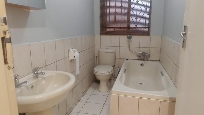 3 Bedroom Property for Sale in Mohlakeng Gauteng