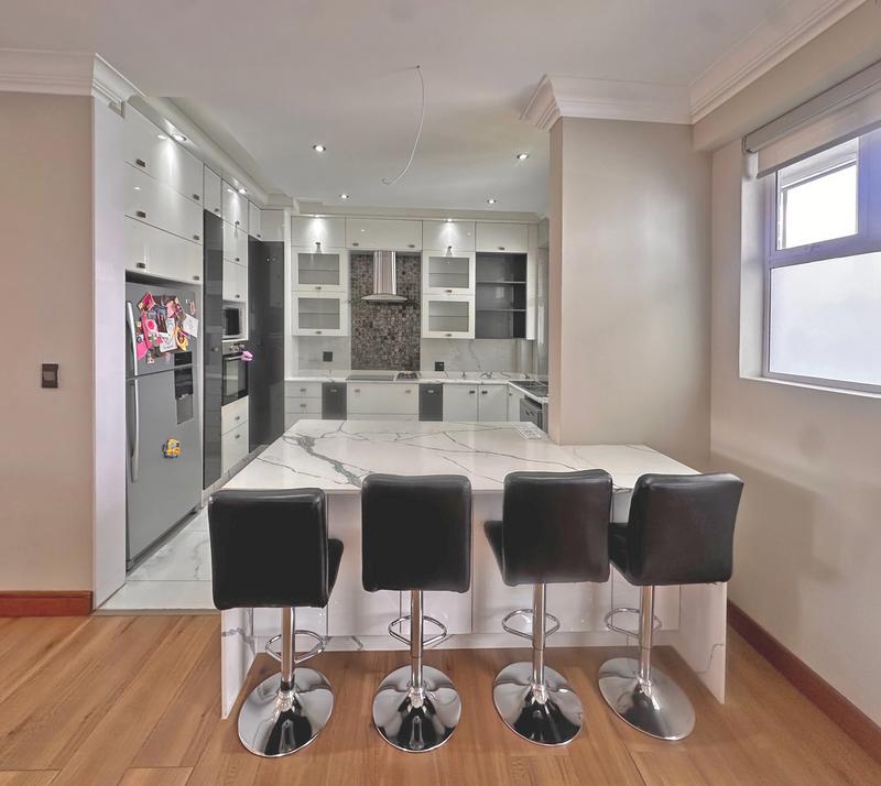 To Let 4 Bedroom Property for Rent in Melrose North Gauteng