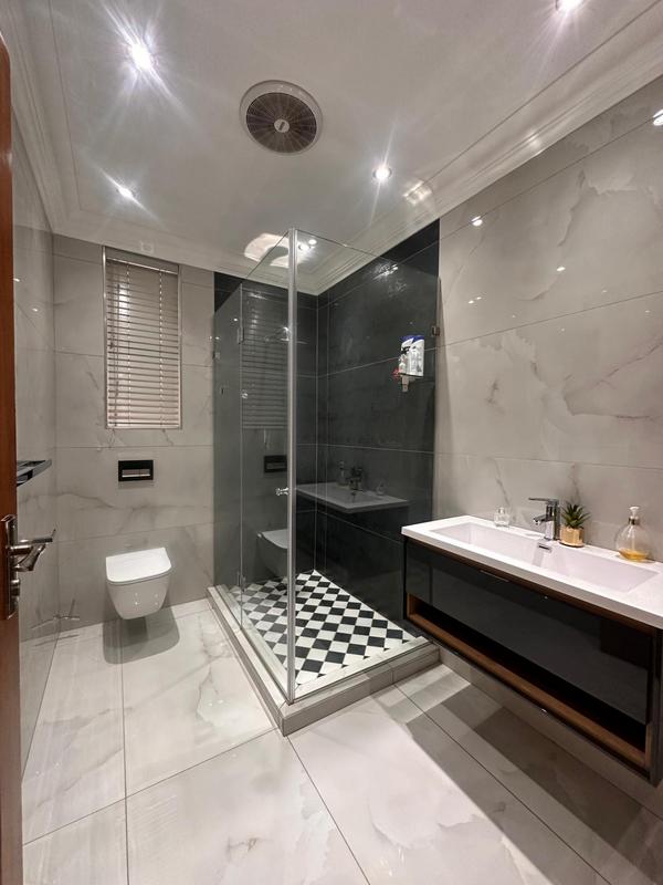 To Let 4 Bedroom Property for Rent in Melrose North Gauteng