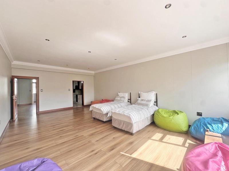 To Let 4 Bedroom Property for Rent in Melrose North Gauteng