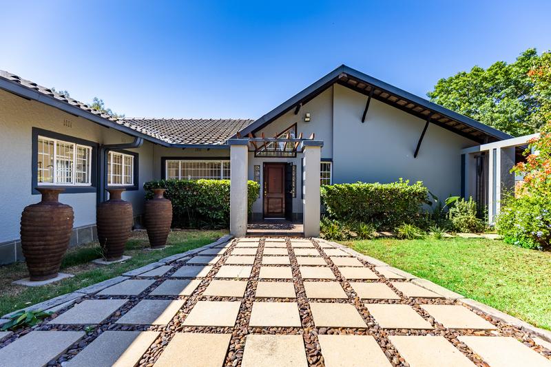4 Bedroom Property for Sale in Ashlea Gardens Gauteng