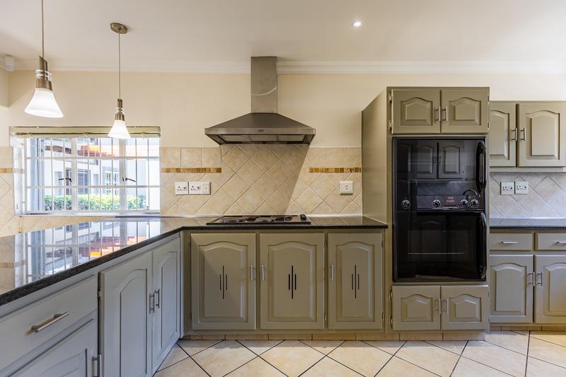 4 Bedroom Property for Sale in Ashlea Gardens Gauteng
