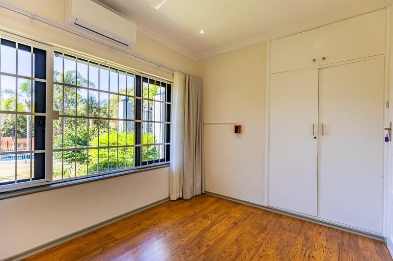4 Bedroom Property for Sale in Ashlea Gardens Gauteng