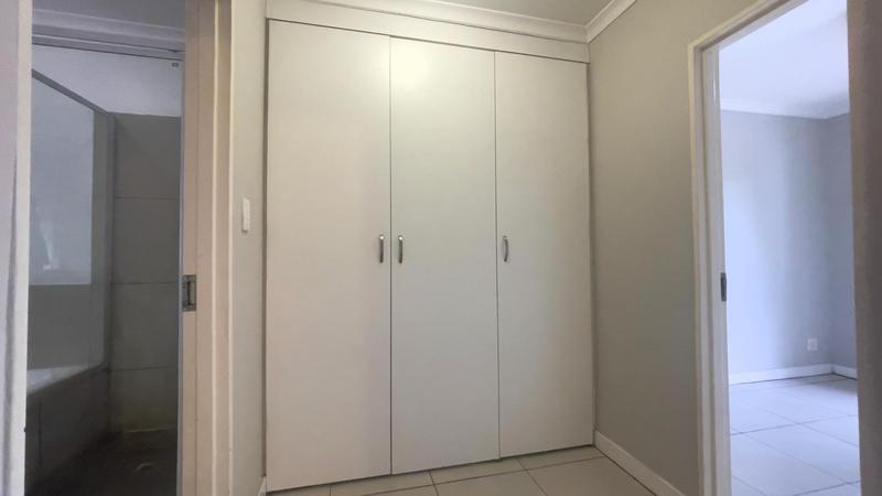 To Let 1 Bedroom Property for Rent in Craighall Gauteng