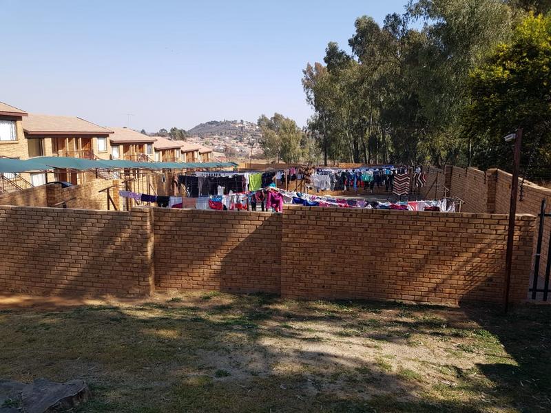 To Let 2 Bedroom Property for Rent in Naturena Gauteng