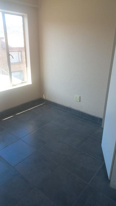 To Let 2 Bedroom Property for Rent in Naturena Gauteng