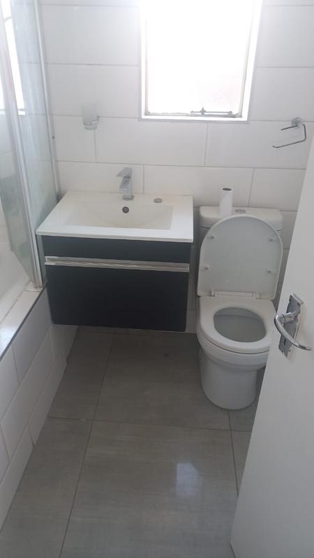 To Let 2 Bedroom Property for Rent in Naturena Gauteng