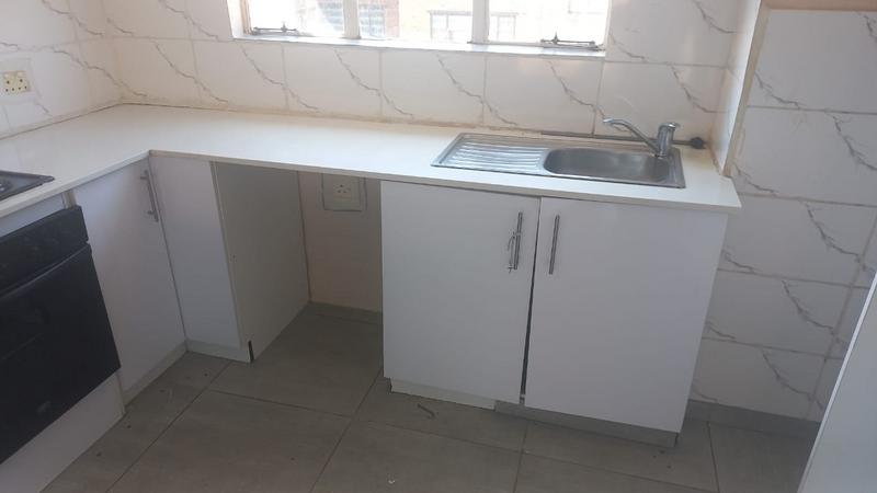 To Let 2 Bedroom Property for Rent in Naturena Gauteng