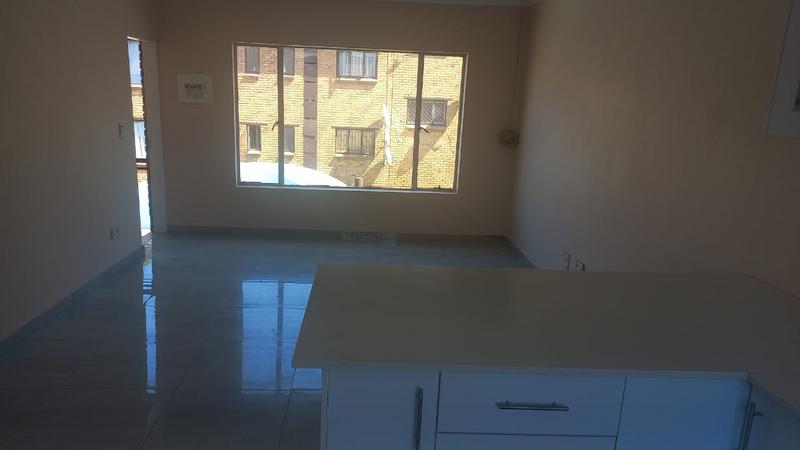 To Let 2 Bedroom Property for Rent in Naturena Gauteng