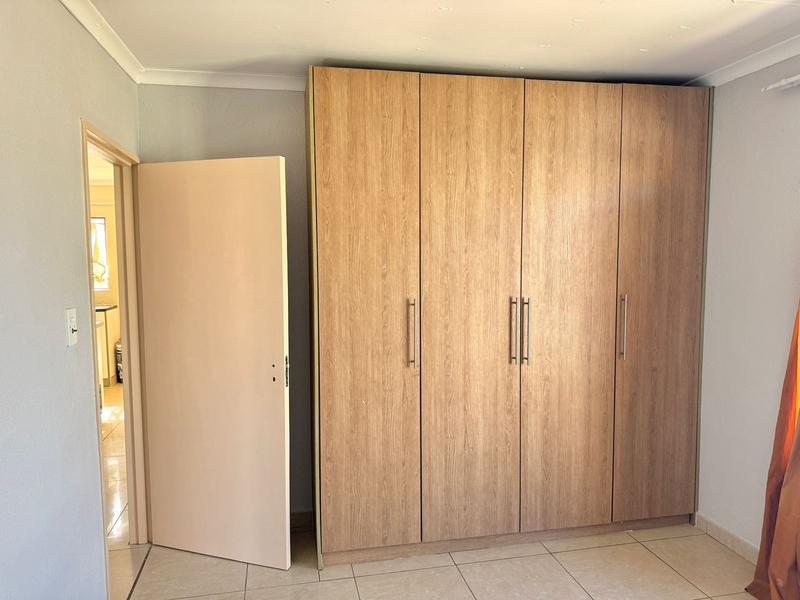 3 Bedroom Property for Sale in Clayville Gauteng