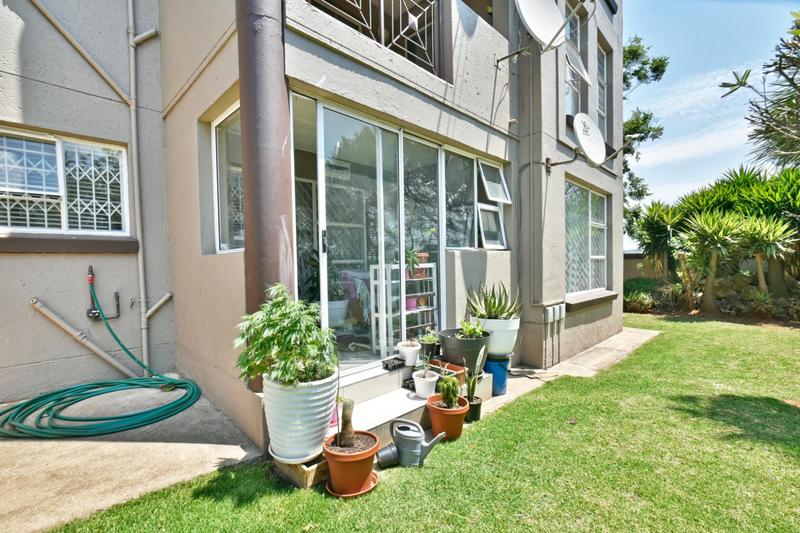 2 Bedroom Property for Sale in Bassonia Gauteng