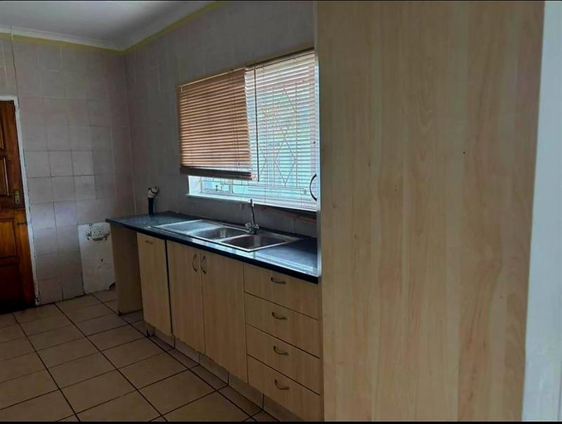To Let 4 Bedroom Property for Rent in Birchleigh Gauteng