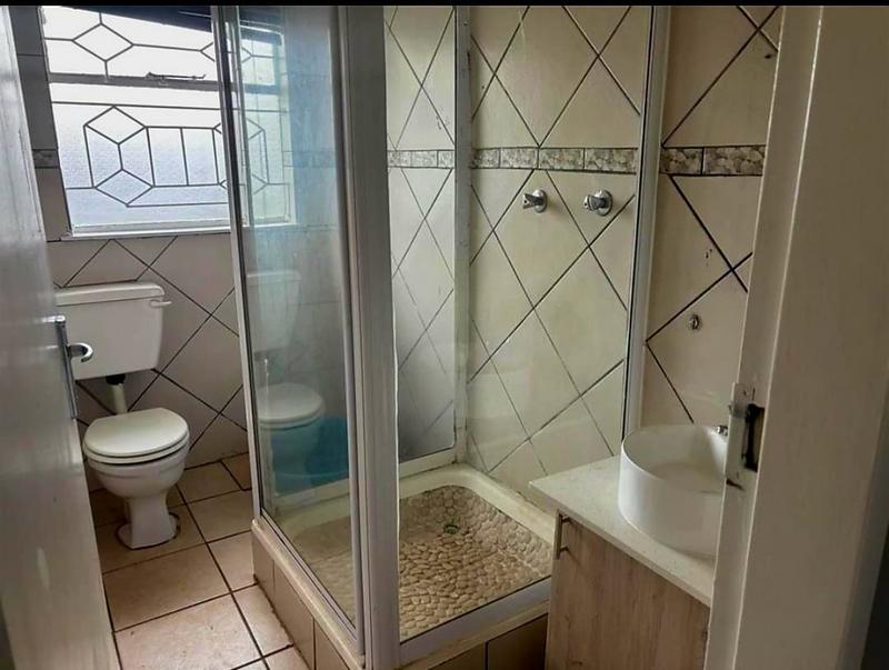 To Let 4 Bedroom Property for Rent in Birchleigh Gauteng