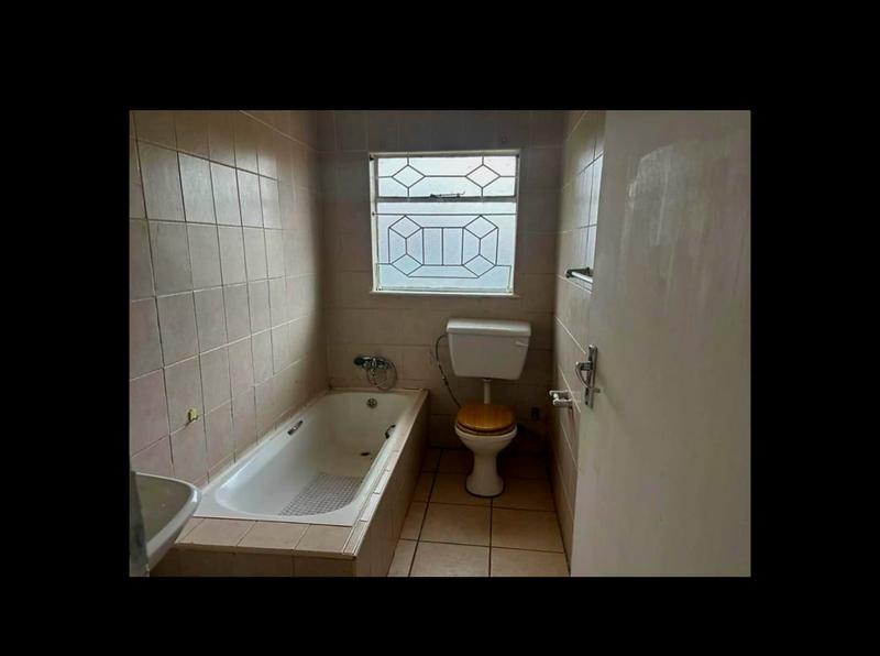 To Let 4 Bedroom Property for Rent in Birchleigh Gauteng