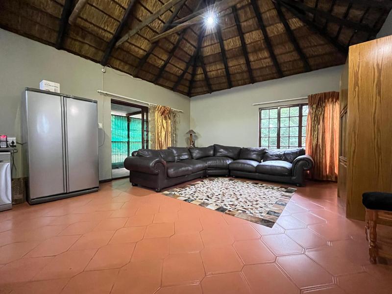 5 Bedroom Property for Sale in Moreleta Park Gauteng
