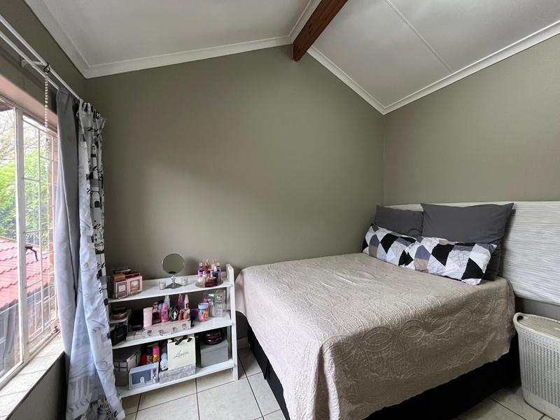 5 Bedroom Property for Sale in Moreleta Park Gauteng
