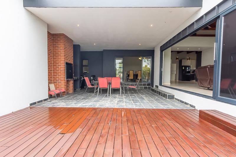 To Let 4 Bedroom Property for Rent in Copperleaf Estate Gauteng