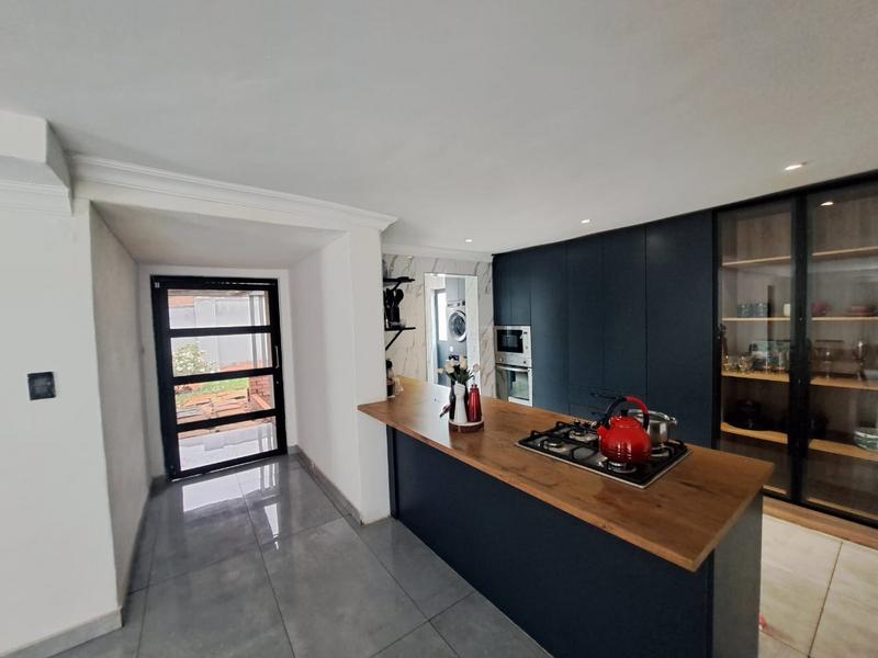 3 Bedroom Property for Sale in Heuweloord Gauteng