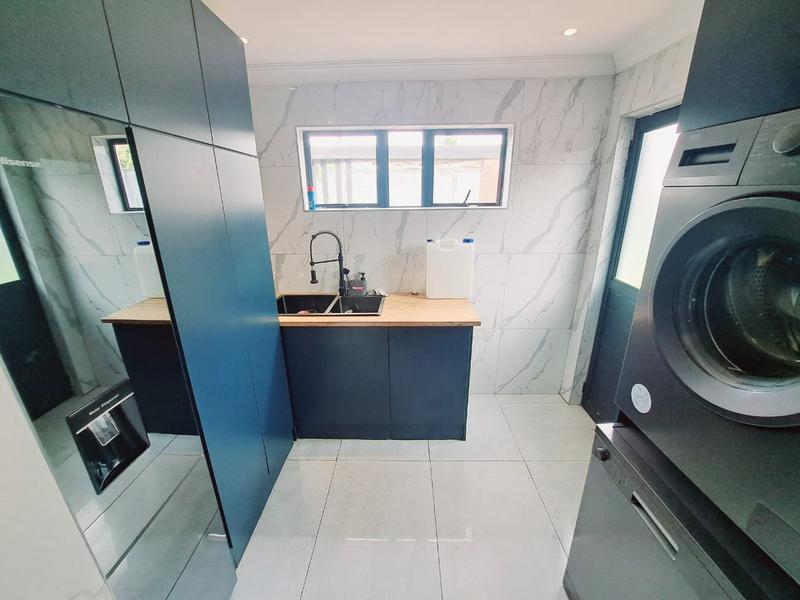 3 Bedroom Property for Sale in Heuweloord Gauteng