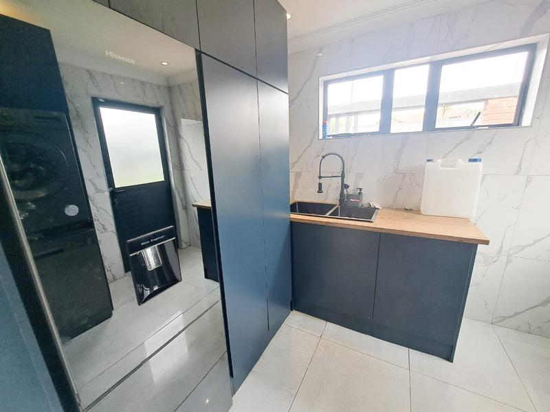 3 Bedroom Property for Sale in Heuweloord Gauteng