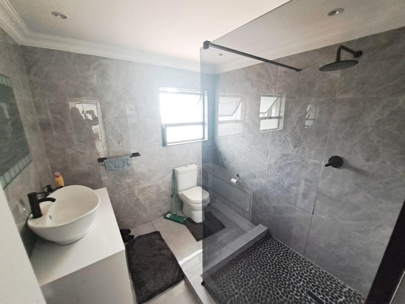 3 Bedroom Property for Sale in Heuweloord Gauteng