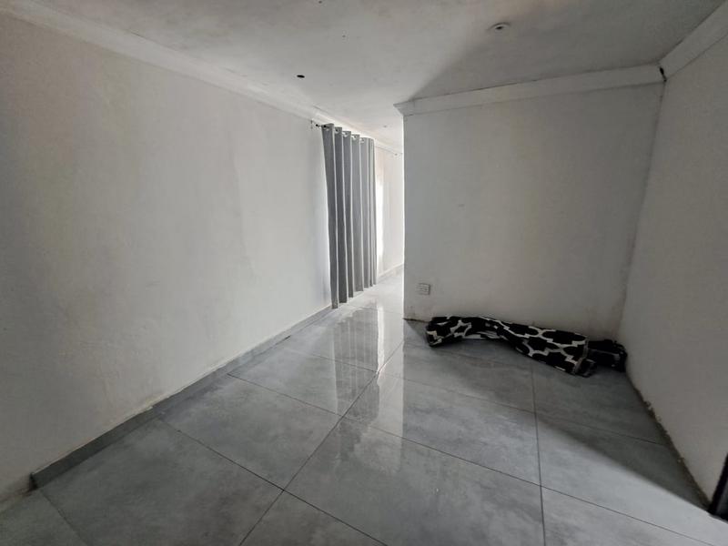 3 Bedroom Property for Sale in Heuweloord Gauteng