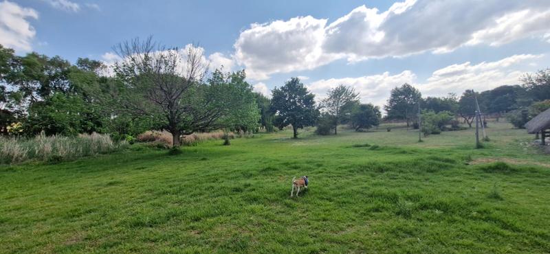 5 Bedroom Property for Sale in Mnandi Gauteng