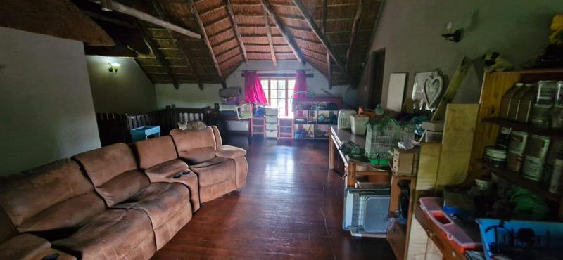 5 Bedroom Property for Sale in Mnandi Gauteng