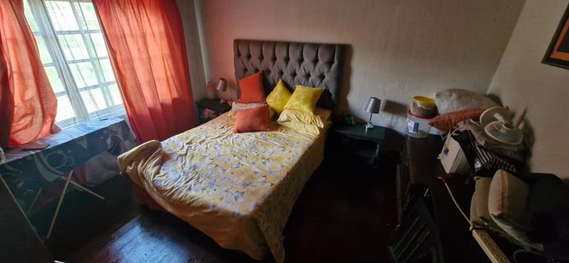 5 Bedroom Property for Sale in Mnandi Gauteng