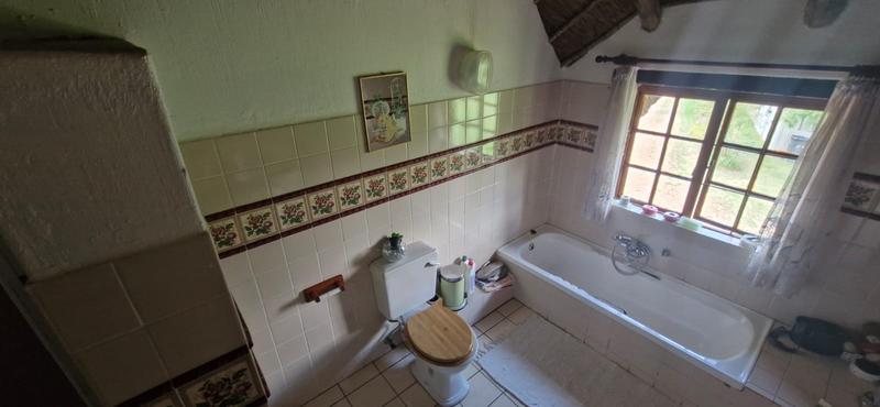 5 Bedroom Property for Sale in Mnandi Gauteng