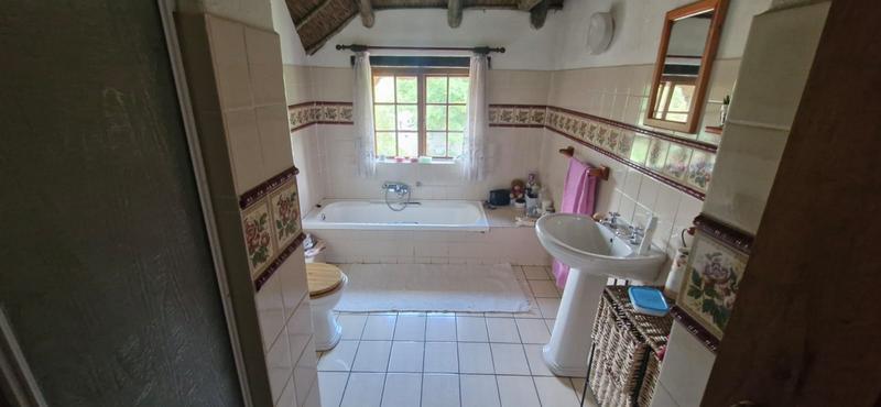 5 Bedroom Property for Sale in Mnandi Gauteng