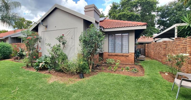 2 Bedroom Property for Sale in Amberfield Gauteng