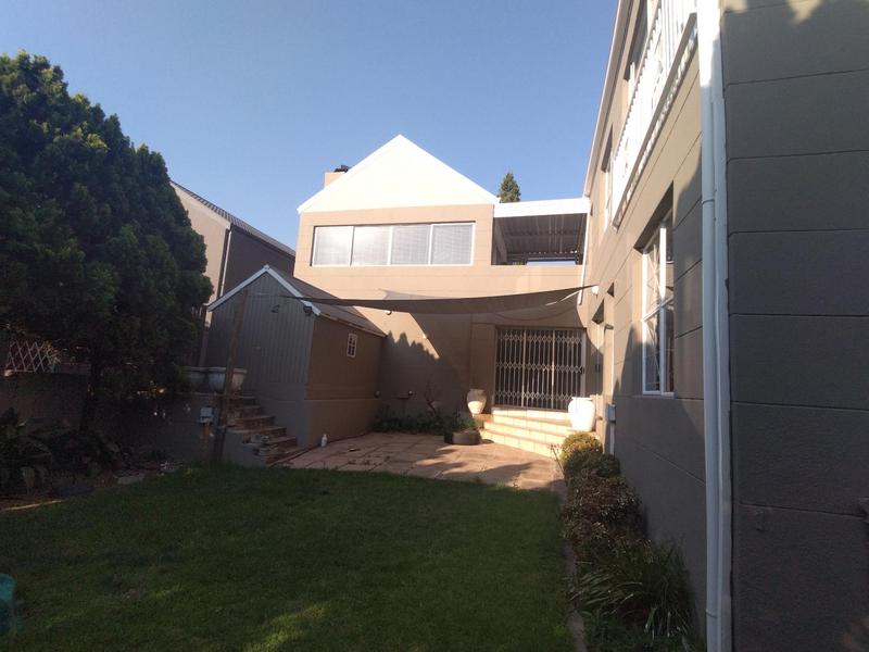 To Let 4 Bedroom Property for Rent in Radiokop Gauteng