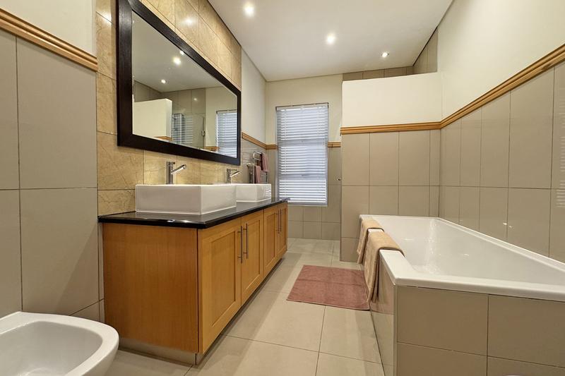 3 Bedroom Property for Sale in Morningside Gauteng