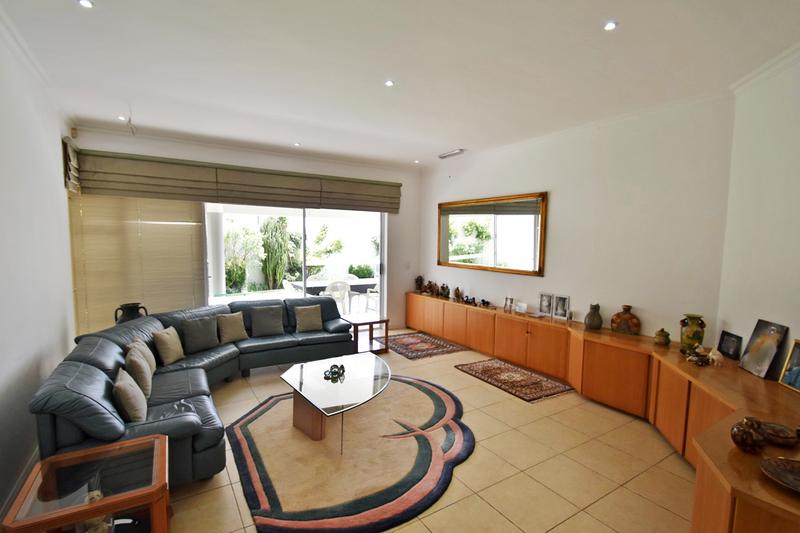 4 Bedroom Property for Sale in Morningside Gauteng