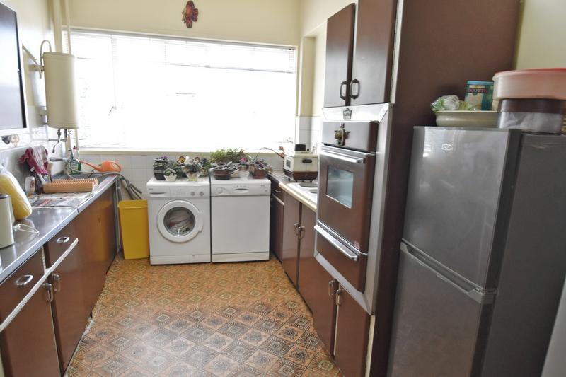 1 Bedroom Property for Sale in Fairways Gauteng