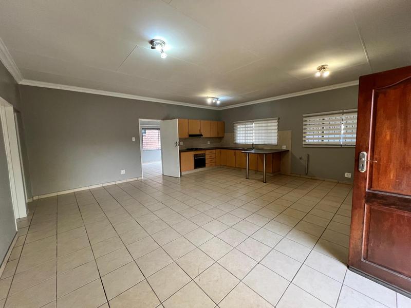 To Let 4 Bedroom Property for Rent in Erasmia Gauteng