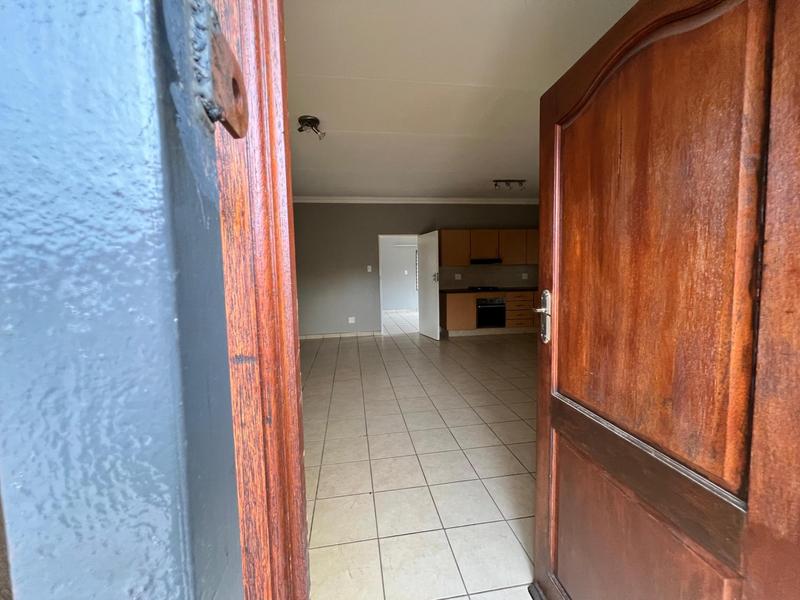 To Let 4 Bedroom Property for Rent in Erasmia Gauteng